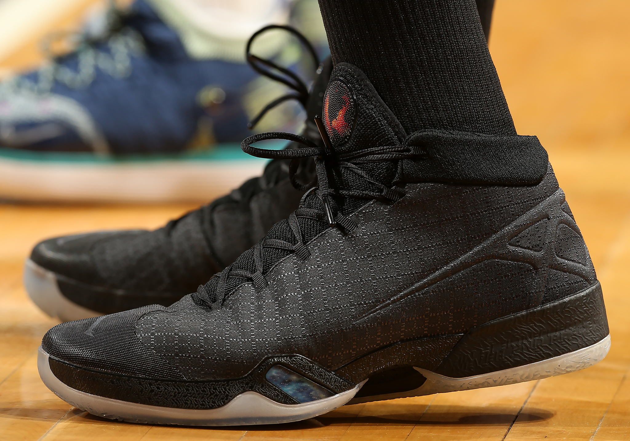 曼晚：缺乏比赛时间，梅努入选世界杯大名单的梦想变得渺茫（曼晚：比赛机会有限，梅努入选世界杯名单前景不乐观）