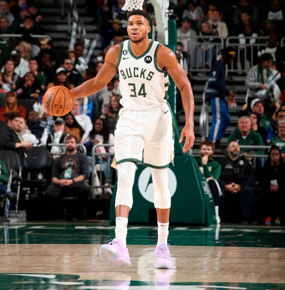 尤文主场战卡利亚里大名单，伊尔迪兹领衔，加蒂回归（尤文主场迎战卡利亚里名单出炉：伊尔迪兹压阵，加蒂复出）