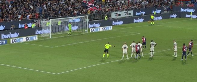 除了哲凯赖什，阿森纳的两位法国名宿该叫什么？