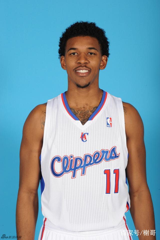 斯基拉：英超俱乐部想签圣地亚哥-卡斯特罗，但博洛尼亚不想卖（斯基拉：多家英超队有意圣地亚哥-卡斯特罗，博洛尼亚无意放人）