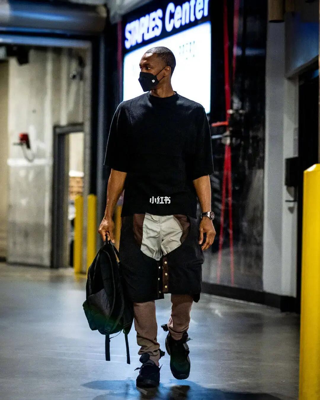 巴黎人报：普拉蒂尼起诉FIFA前高层，指控其发表对自己的指责（巴黎人报：普拉蒂尼起诉前FIFA高层，称其曾公开指责他）